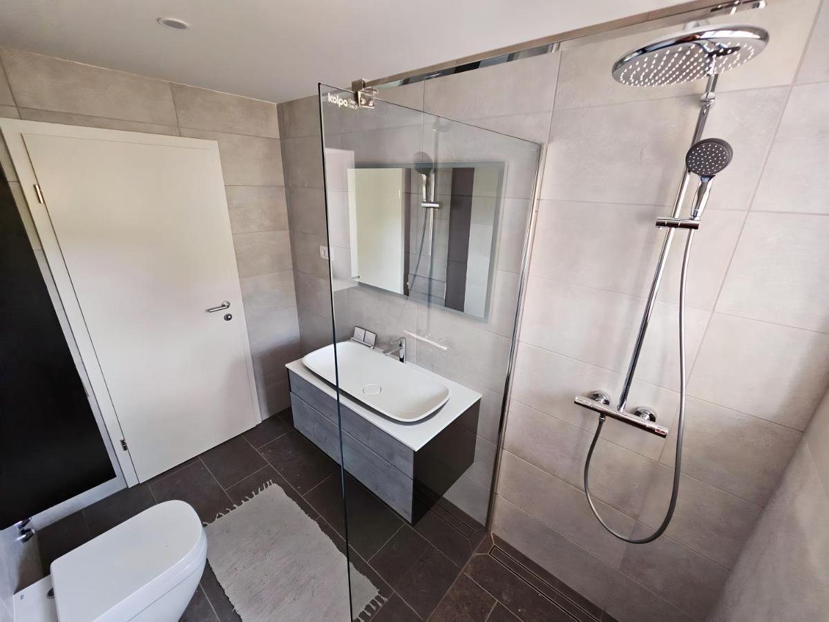 Appartement Charming Bella Hideout - Adults Only à Jesenice Extérieur photo