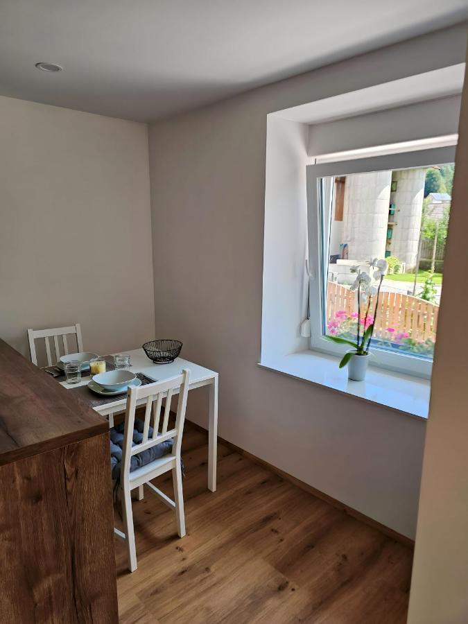 Appartement Charming Bella Hideout - Adults Only à Jesenice Extérieur photo