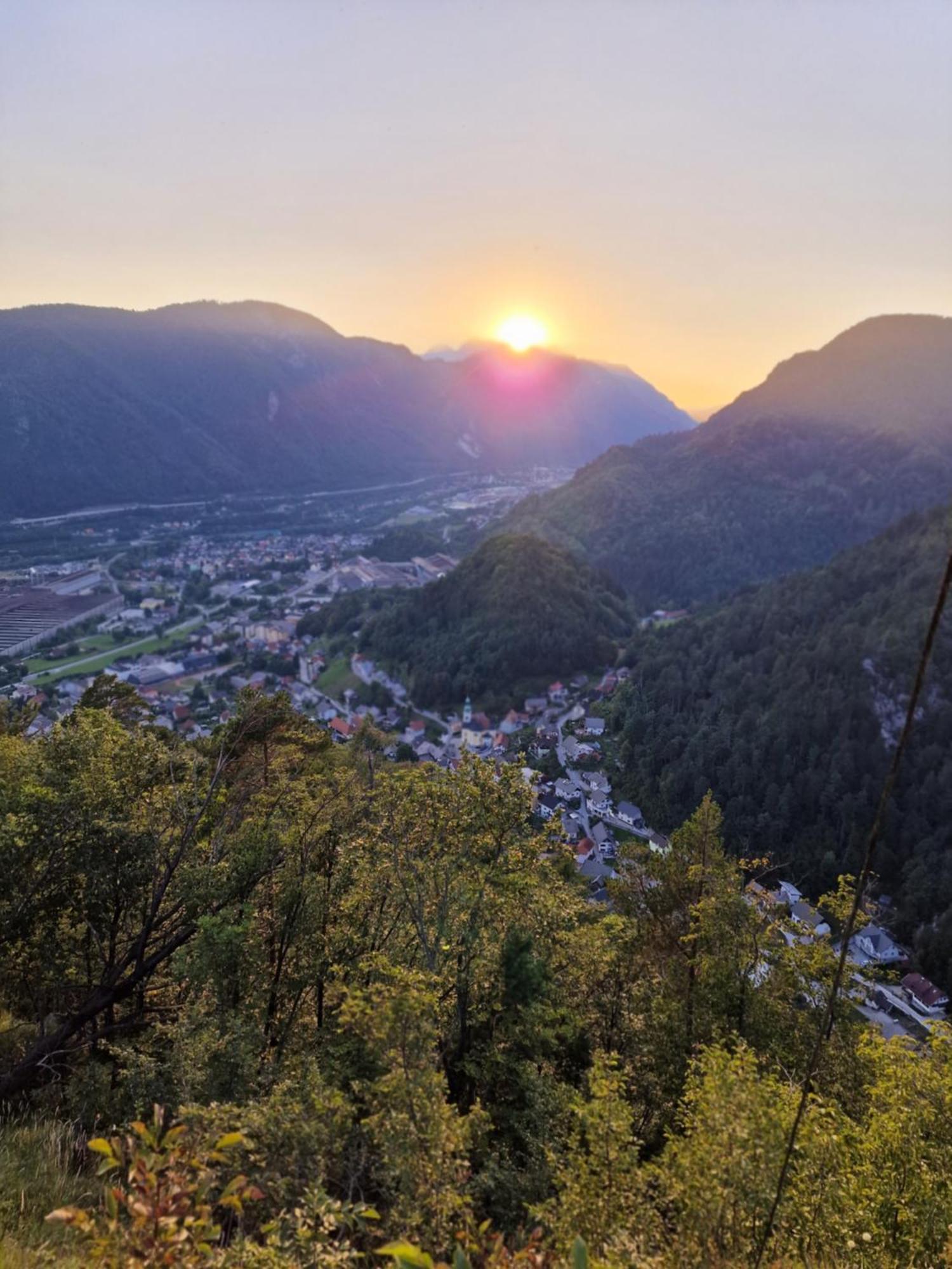 Appartement Charming Bella Hideout - Adults Only à Jesenice Extérieur photo