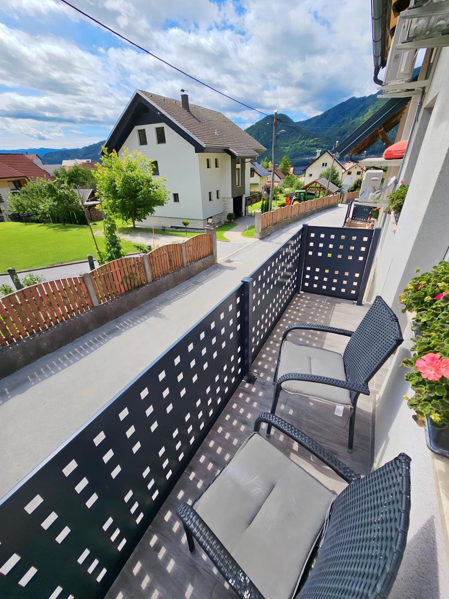 Appartement Charming Bella Hideout - Adults Only à Jesenice Extérieur photo